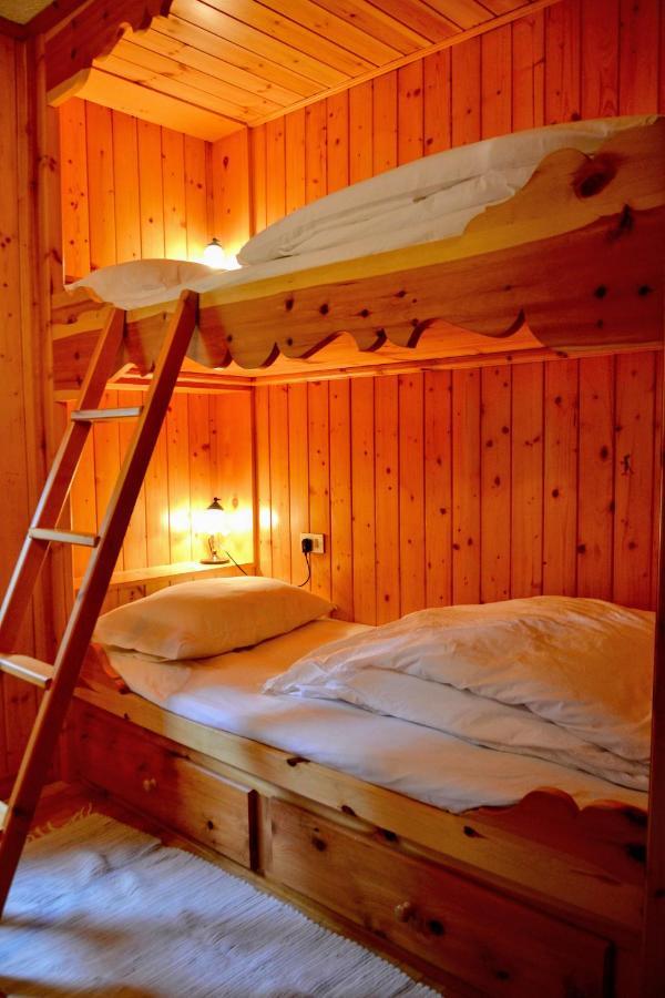 Chalet Apartment Gran Zebru Oga エクステリア 写真